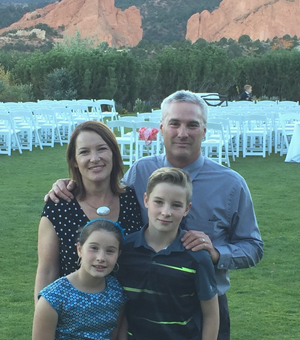 http://addedvalue.pro/wp-content/uploads/2018/06/schwartz-profile-family-pic-2-300x300.jpg